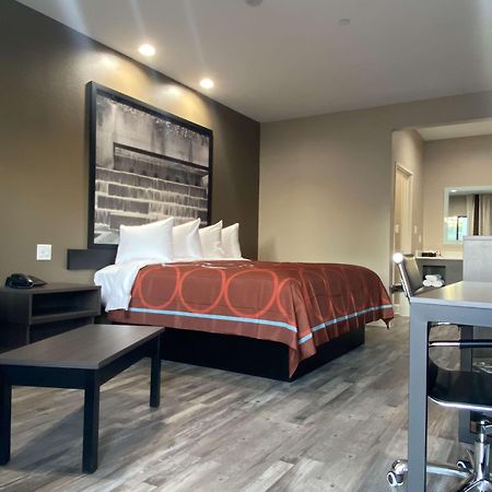 Super 8 By Wyndham Houston Nw Beltway 8-West Rd Hotell Exteriör bild