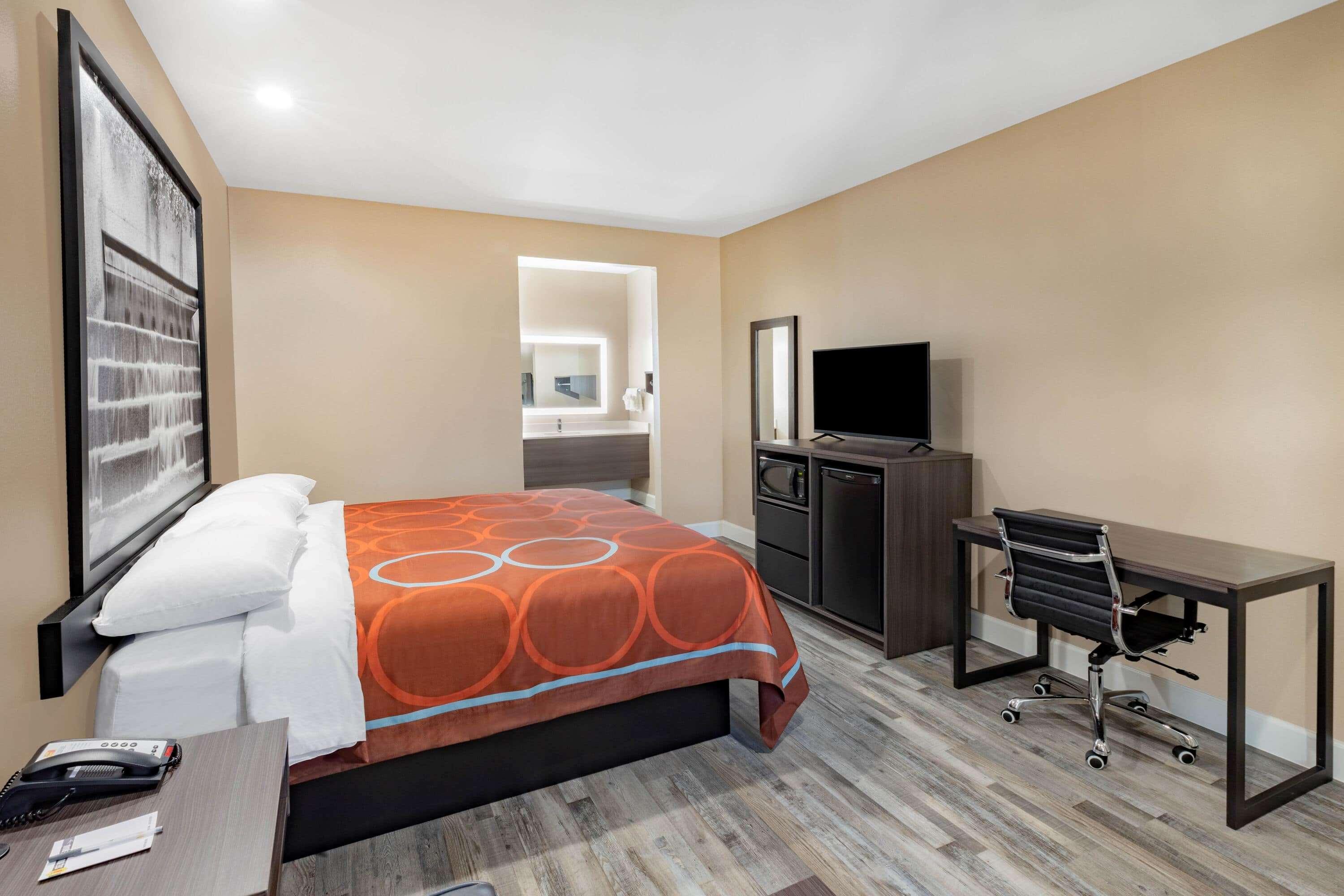 Super 8 By Wyndham Houston Nw Beltway 8-West Rd Hotell Exteriör bild